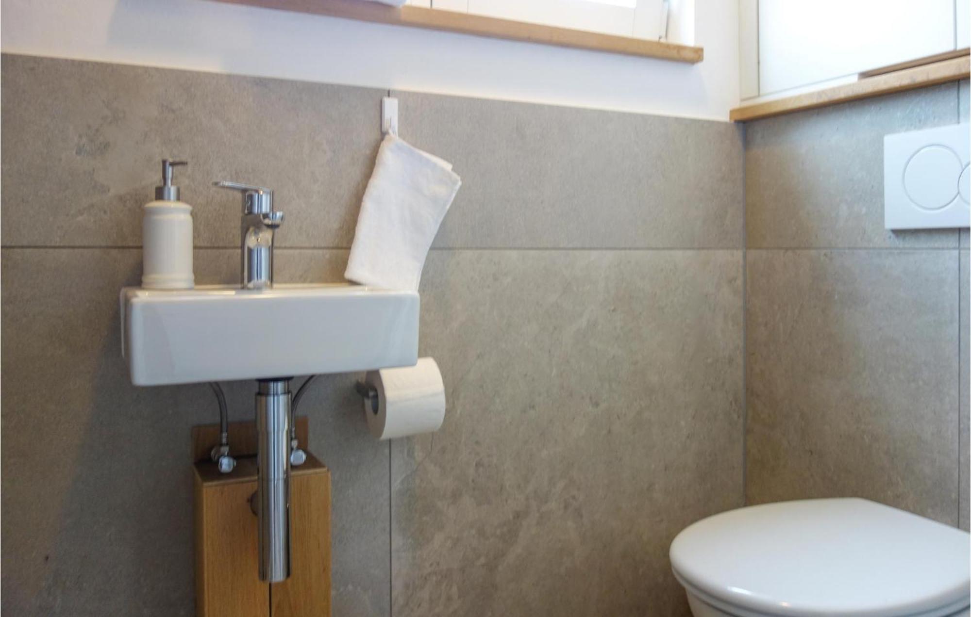 Awesome Home In Warendorf With Wifi Extérieur photo